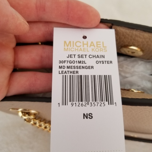 Michael kors purse- oyster color